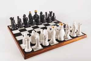 2018, Šachy, 2018, Chess set.
